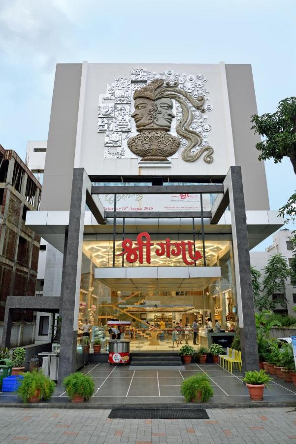 Shree Ganga Smb Hotels Ujjain Exterior photo